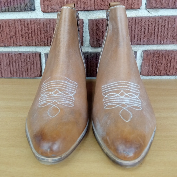 NWT ROAN By Bed Stu 'Aggie' Genuine Leather Western Style in Tan/White - Picture 4 of 10